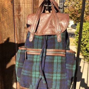 Barnes and Noble Durable Punctuate Backpack